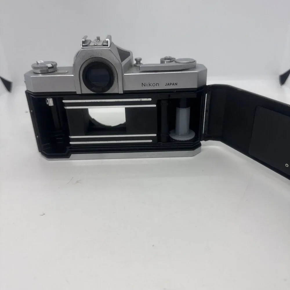 Nikon Nikkormat FT 35mm SLR Camera Working - Tested